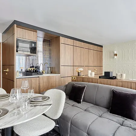 Apartment Louvre Museum By Prestige