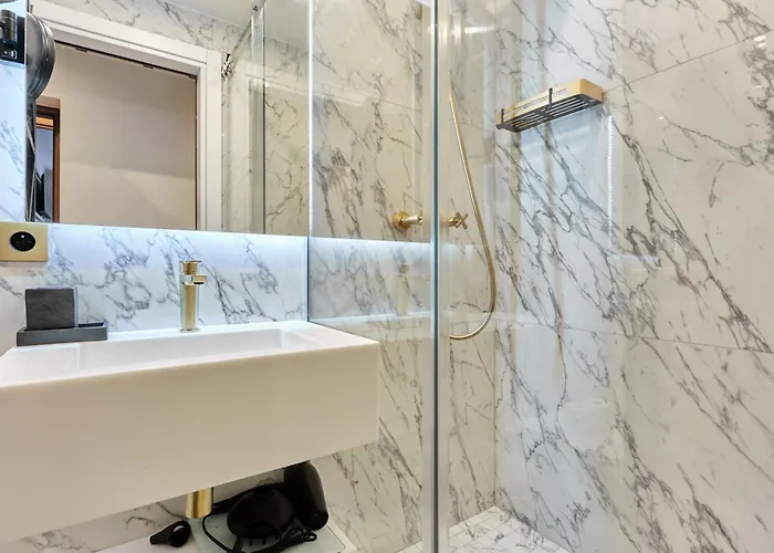 Louvre Museum By Prestige * パリ